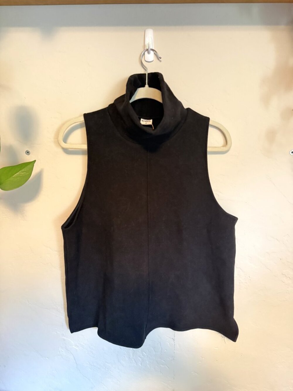 OGL FuzzLuxe Black Sleeveless Turtleneck Split Hem Top XL NWT